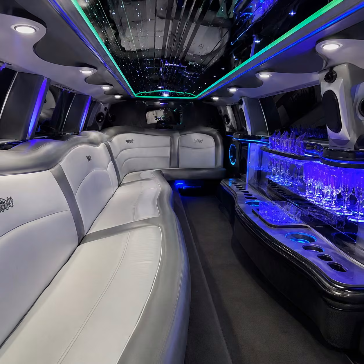 chrysler 300 limo inside