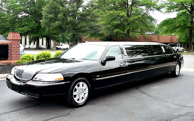 Southbend 8 Passenger Limo